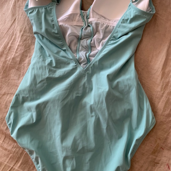 Gottex Swimsuit 12D - Picture 4 of 14